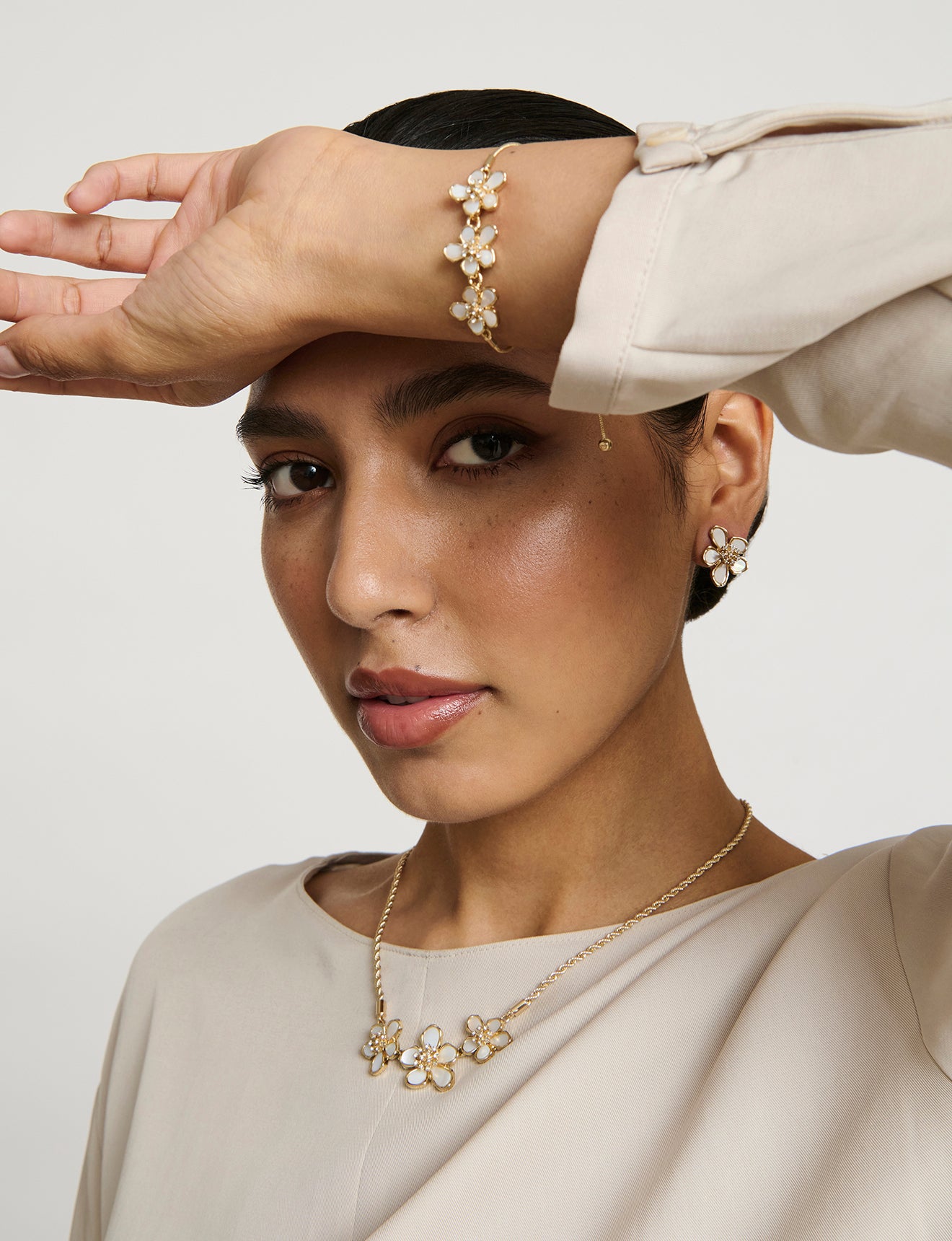 JASMINE FLOWER DRAW STRING BRACELET – Barcs Australia